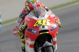 MotoGP Test Valencia: primi tempi, Spies 1°, Rossi a 2 decimi con la nuova Ducati