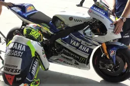 MotoGP Test Sepang: Valentino Rossi il più veloce in pista