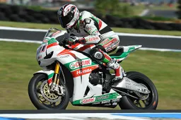 Superbike: Ruben Xaus non brilla a Phillip Island