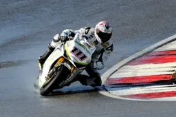 Superbike: Ruben Xaus "Sono davvero felice del test"