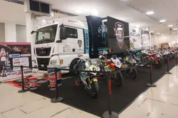 Moto e piloti in passerella a Ruotando, alla Fiera di Cesena