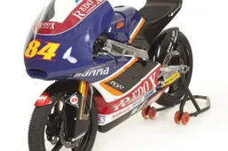 Moto3: nuovi piloti e colori per RW Racing GP