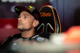 Superbike: Marc VDS avanti solo con Sam Lowes, almeno per ora