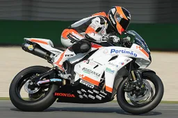 Supersport Assen Gara: doppio stop per bandiera rossa