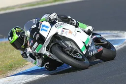 Supersport: Lowes beffa Foret nelle prove di Phillip Island