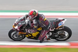 Superbike Cremona, FP1 inutile: Sam Lowes davanti, tanti piloti non girano