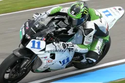 Supersport: prima vittoria in carriera per Sam Lowes