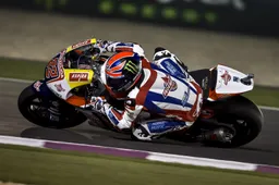 Moto2 Losail Prove 3: Lowes velocissimo, Baldassarri 3°