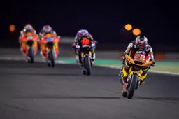 Moto2: Sam Lowes verso la sfida di Portimao "con due mani"