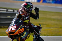 Moto2 Le Mans, Prove 2: Sam Lowes passa in testa, quante cadute