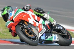 Supersport Nurburgring Qualifiche 1: svetta Sam Lowes