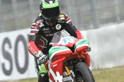 Supersport: Sam Lowes Campione del Mondo 2013