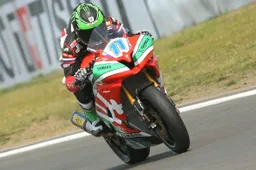 Supersport: Sam Lowes Campione del Mondo a Istanbul se...