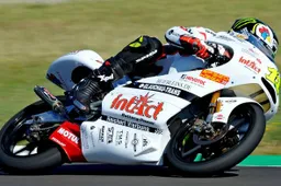 125cc: Sandro Cortese festeggia la prima vittoria nel mondiale