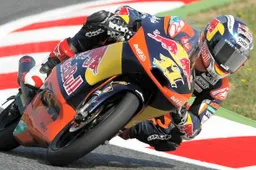 Moto3: Sandro Cortese leader del mondiale con un polso KO