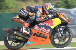 Moto3 Brno Prove Libere 3: tempone di Sandro Cortese