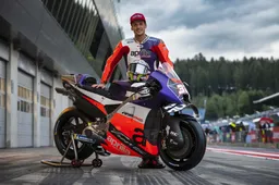 MotoGP, Aprilia blinda il tester Lorenzo Savadori anche per il 2023