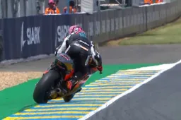 Moto2 Le Mans, Prove 2: Canet rodeo e cadute, Vietti 5°