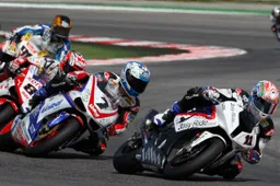 Superbike: domani su Superbike TV il confronto GP vs SBK