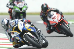 Superbike: a Donington Park riparte la sfida mondiale