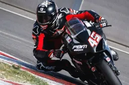 Scott Redding si allena in Spagna in vista dell'esordio nel BSB