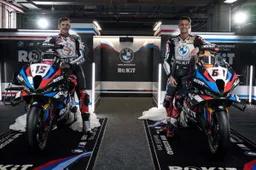 Superbike, BMW si veste di nero: svelata la livrea della M 1000 RR