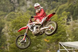 MXGP Gran Bretagna: Gajser ancora davanti, Cairoli 3°