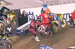 Supercross: Stagione finita per Chad Reed