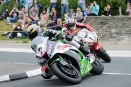 Tourist Trophy: gli attesi protagonisti del Senior TT 2015