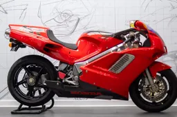 Honda NR e l’arroganza sublime dell’impossibile: i pistoni ovali