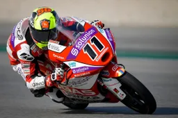 Moto3 Catalunya: García trionfo al fotofinish, primo podio per Öncü