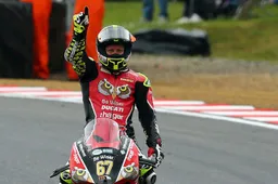 BSB Brands Hatch Indy Gara 2: Byrne porta la Panigale alla prima vittoria
