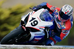 ASBK Phillip Island: Shawn Giles giù dal podio