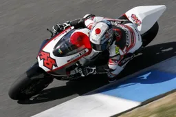 Moto2: dopodomani i funerali di Shoya Tomizawa in Giappone