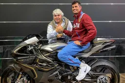 Moto2: Simone Corsi riparte da MV Agusta Forward