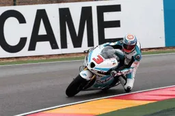 Moto2 Aragon Qualifiche: pole per Corsi, italiani protagonisti
