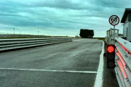 BSB Test Snetterton: il diluvio lascia tutti ai box nel Day 1