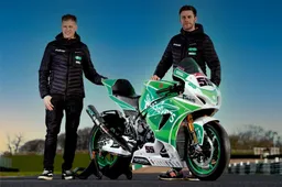 Ecco il team Specsavers Hull Suzuki per il British Superbike 2022