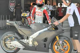 MotoGP: Stefan Bradl "Felice di provare la nuova RC213V"