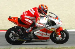 Moto2 Misano Prove Libere 2: Stefan Bradl stacca tutti