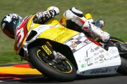 CIV Superstock 1000 Mugello: Cruciani vince ed è campione