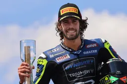 Con Stefano Manzi la Triumph vola, la Supersport riscopre un protagonista