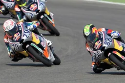 Red Bull Rookies Cup: 18 ex 'Rookies' al via del Motomondiale 2015