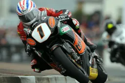 North West 200: Steve Plater è il vincitore del weekend