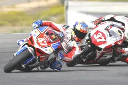 Superstock 1000: l'elenco iscritti della stagione 2013