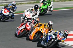 Superstock 1000: l'entry list provvisoria della stagione 2010