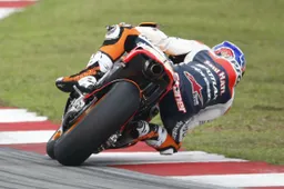 MotoGP: 4 ore al termine dei test, Stoner resta davanti