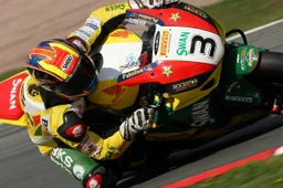 BSB Oulton Park Gara 1: Stuart Easton resiste a Tommy Hill