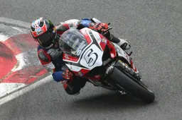 BSB: Stuart Easton con Moto Rapido Ducati