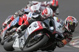 All Japan Superbike Sugo Gara: Nakasuga in volata su Takahashi e Tsuda